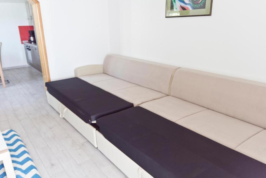 Apartmani Mira Klenovica Exterior foto